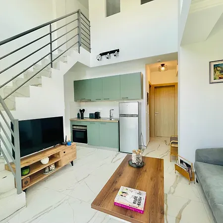 Modern Loft Residence, Delta Hospitality