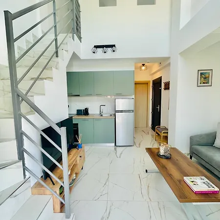 Modern Loft Residence, Delta Hospitality Ofrínion