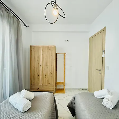 Modern Loft Residence, Delta Hospitality Appartement Ofrínion